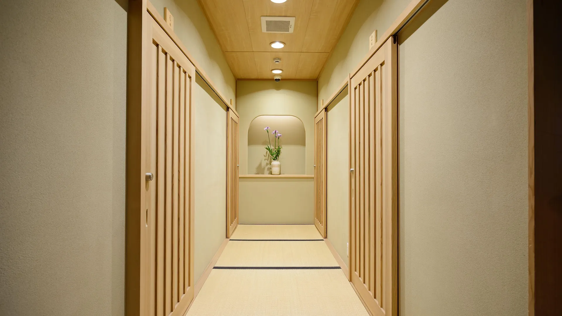 Luck You Kyoto Ryokan